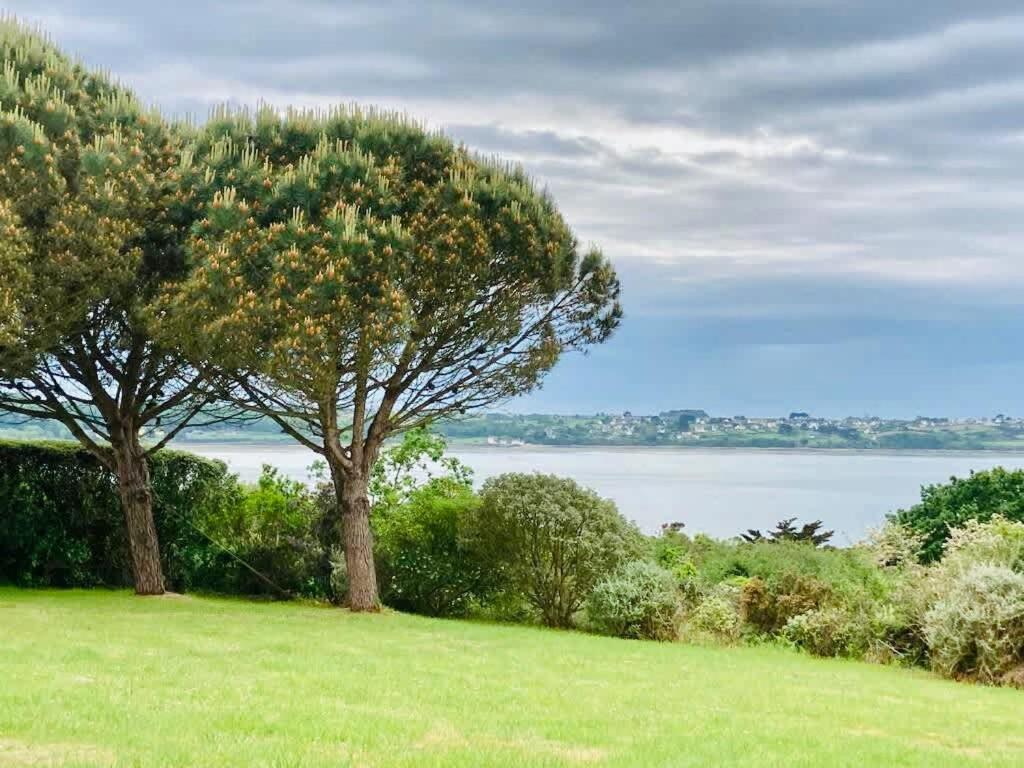 Kermartin - Maison De Famille Avec Vue Sur La Baie De Morlaix Plouézocʼh Εξωτερικό φωτογραφία