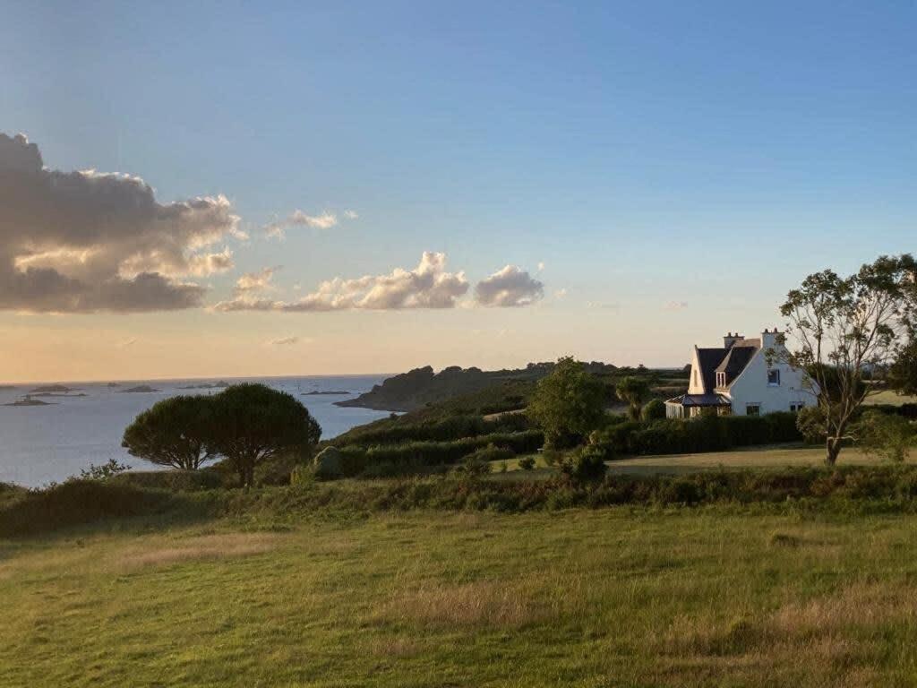 Kermartin - Maison De Famille Avec Vue Sur La Baie De Morlaix Plouézocʼh Εξωτερικό φωτογραφία