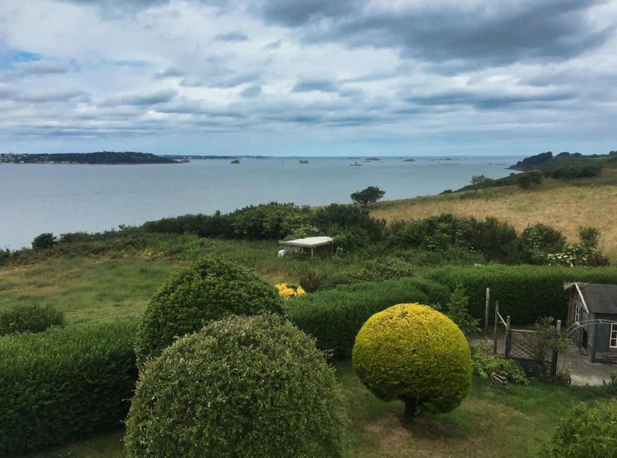 Kermartin - Maison De Famille Avec Vue Sur La Baie De Morlaix Plouézocʼh Εξωτερικό φωτογραφία